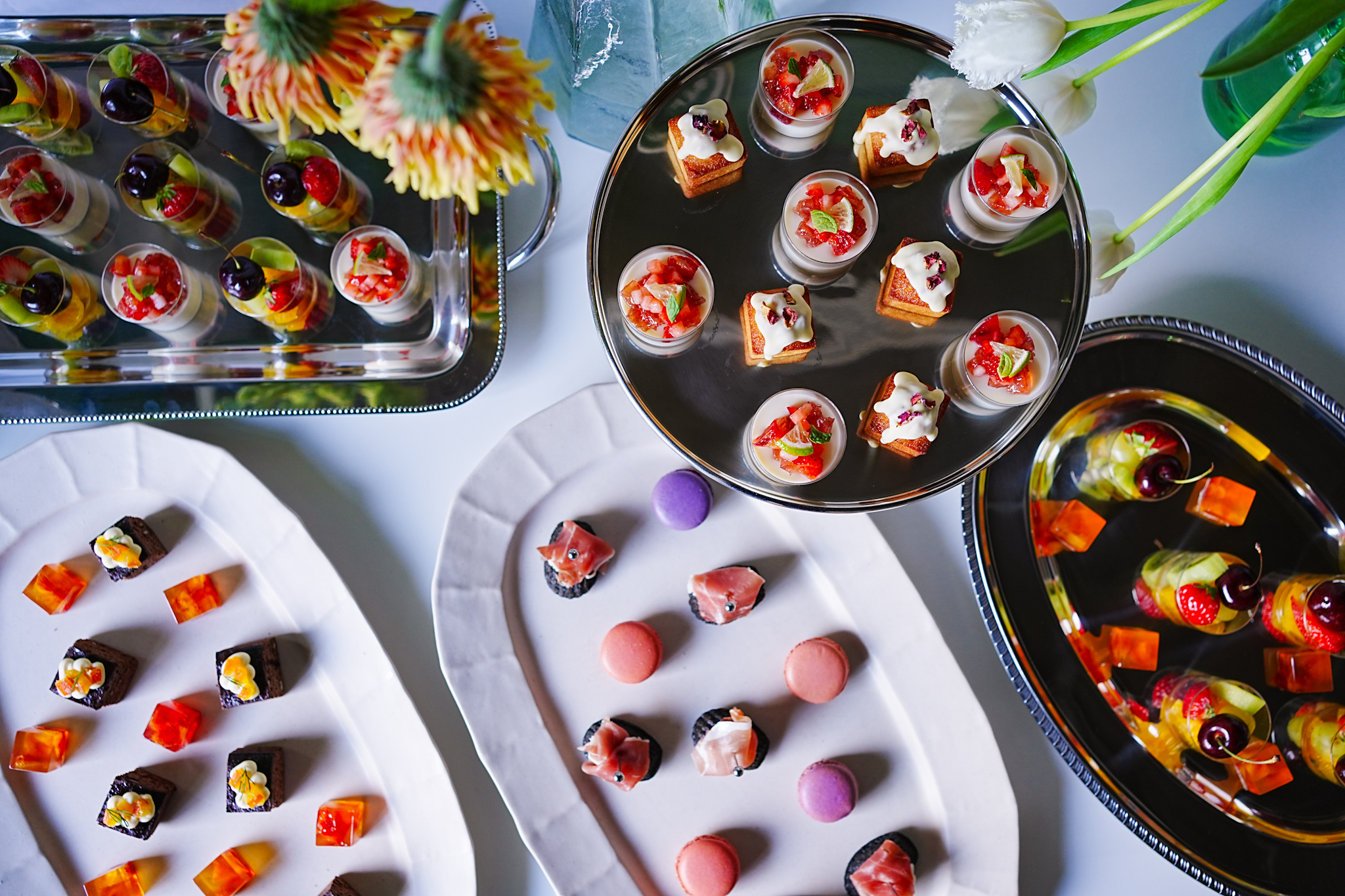 企業様のテーマカラーやブランドイメージにあわせたコーディネートもお気軽にご相談ください。
