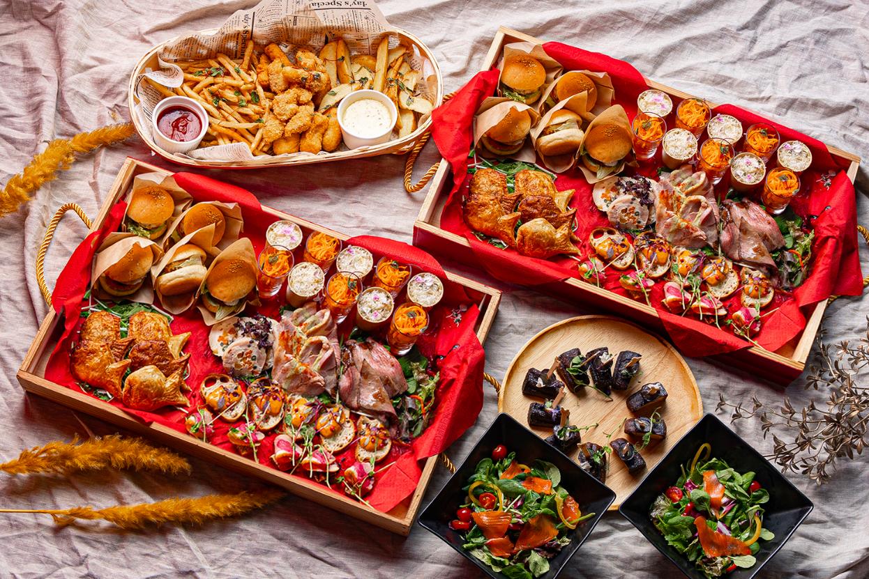 全体のイメージ写真です（10人分）