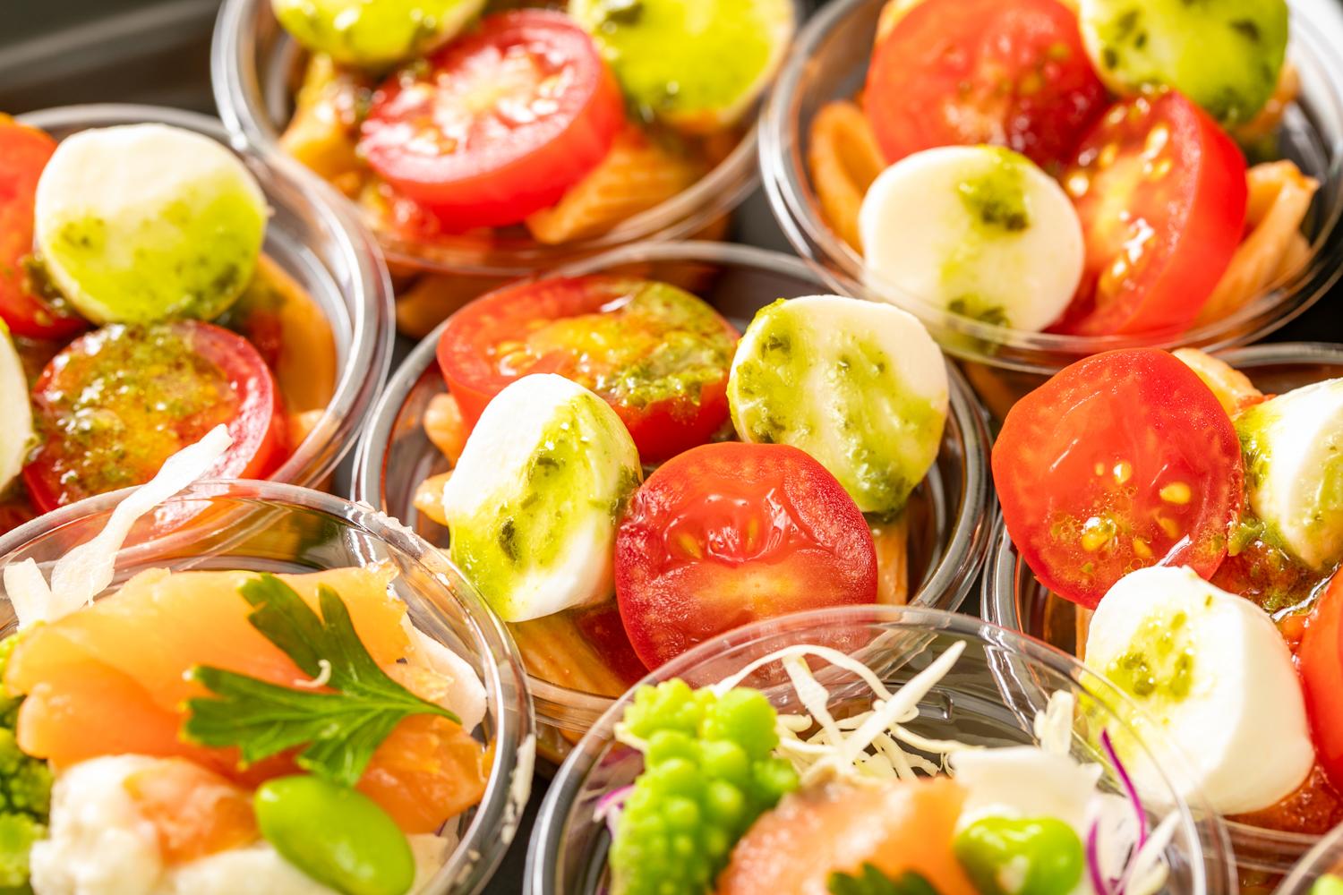 【春の期間限定プラスワン】【お届けのみ】全14品・自家製ローストビーフ・海の幸のパエリア付プラチナムオードブル画像8