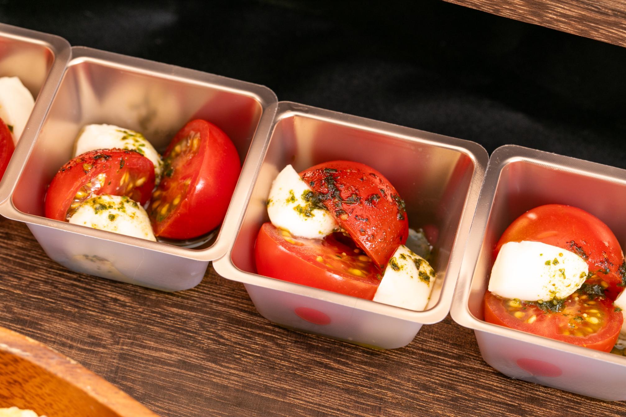 【春の期間限定20％割引￥4,400→￥3,520】【全10品・スタッフ付き】シェフ焼き上げLIVEステーキ！握り寿司付きカジュアルケータリングプラン画像7