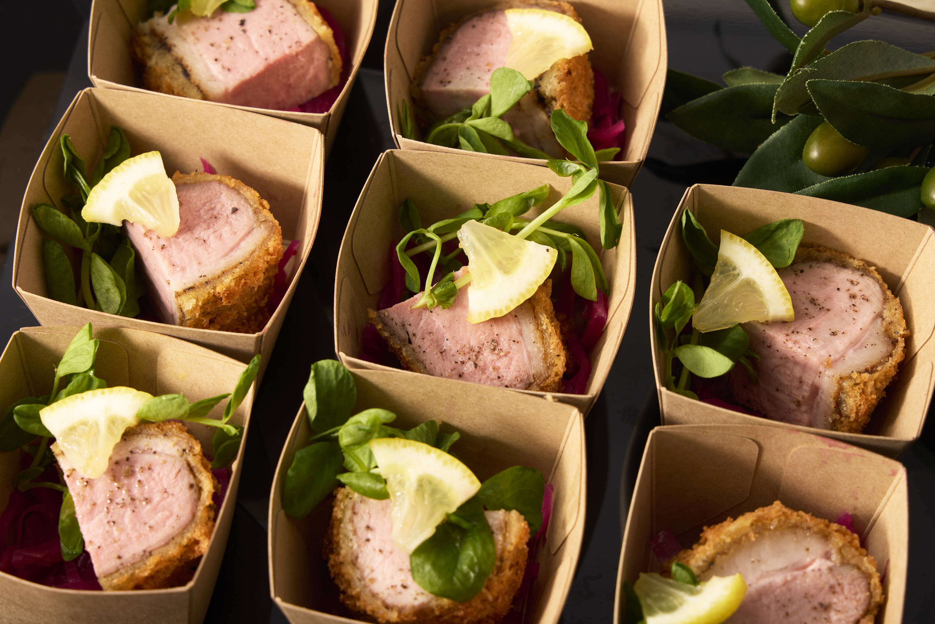 合鴨ロースの柔らか一口チーズカツレツ