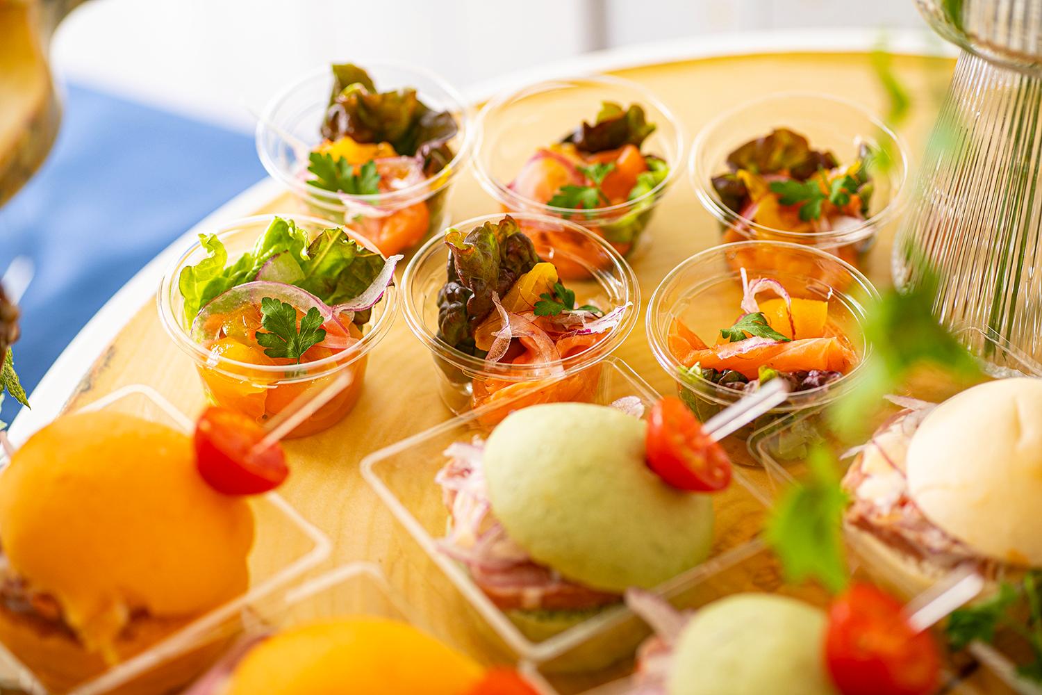 【フィンガーフード】スモークサーモンのカルパッチョ