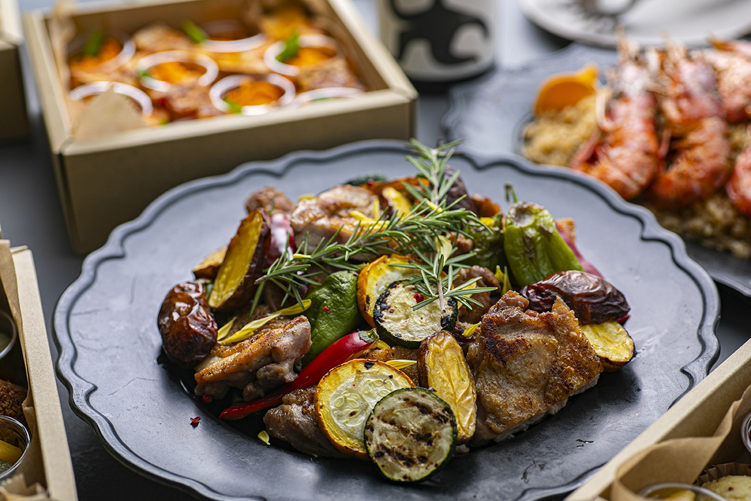 男性にも大人気のチキンと野菜のグリル