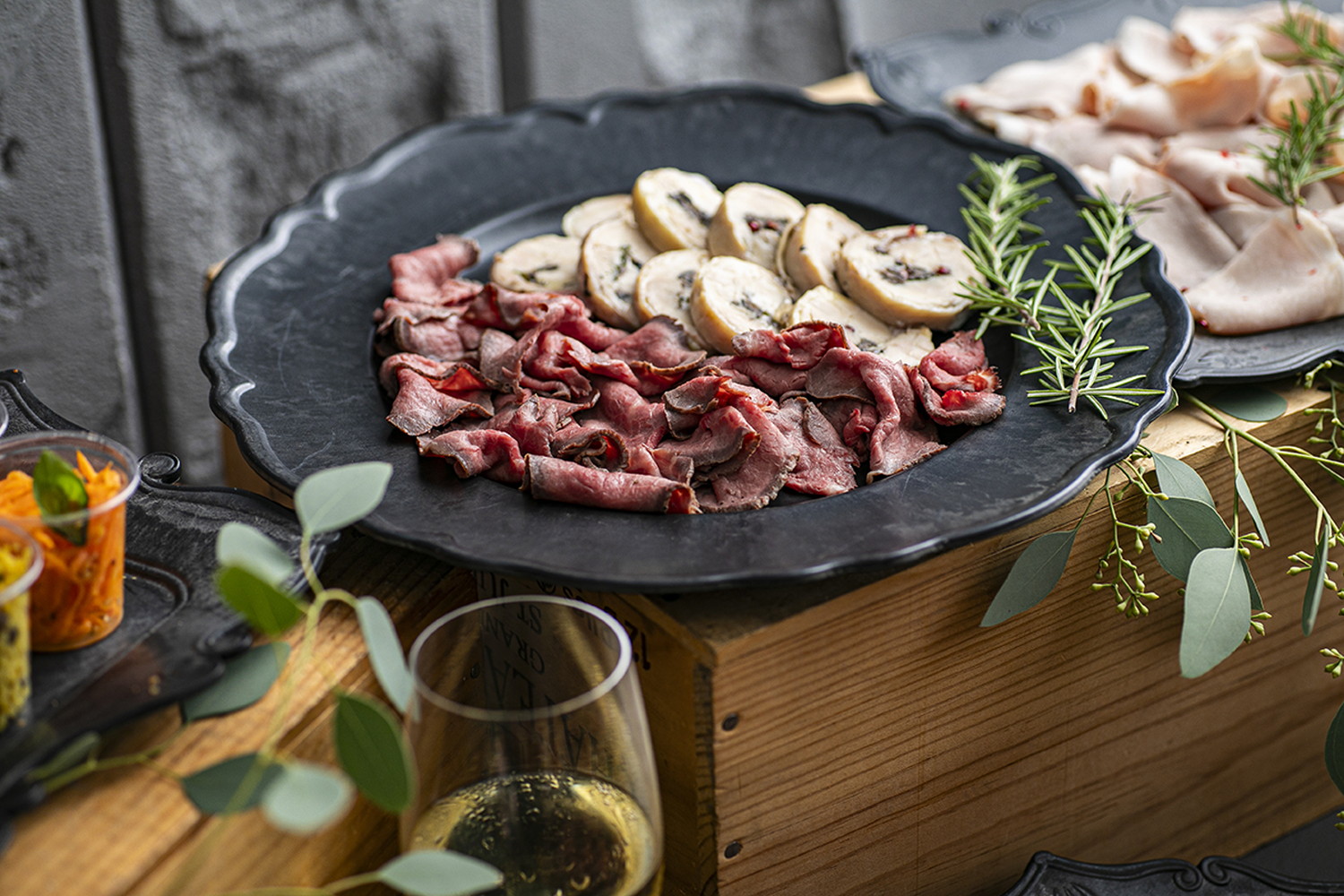 自家製ローストビーフ、鶏ハム