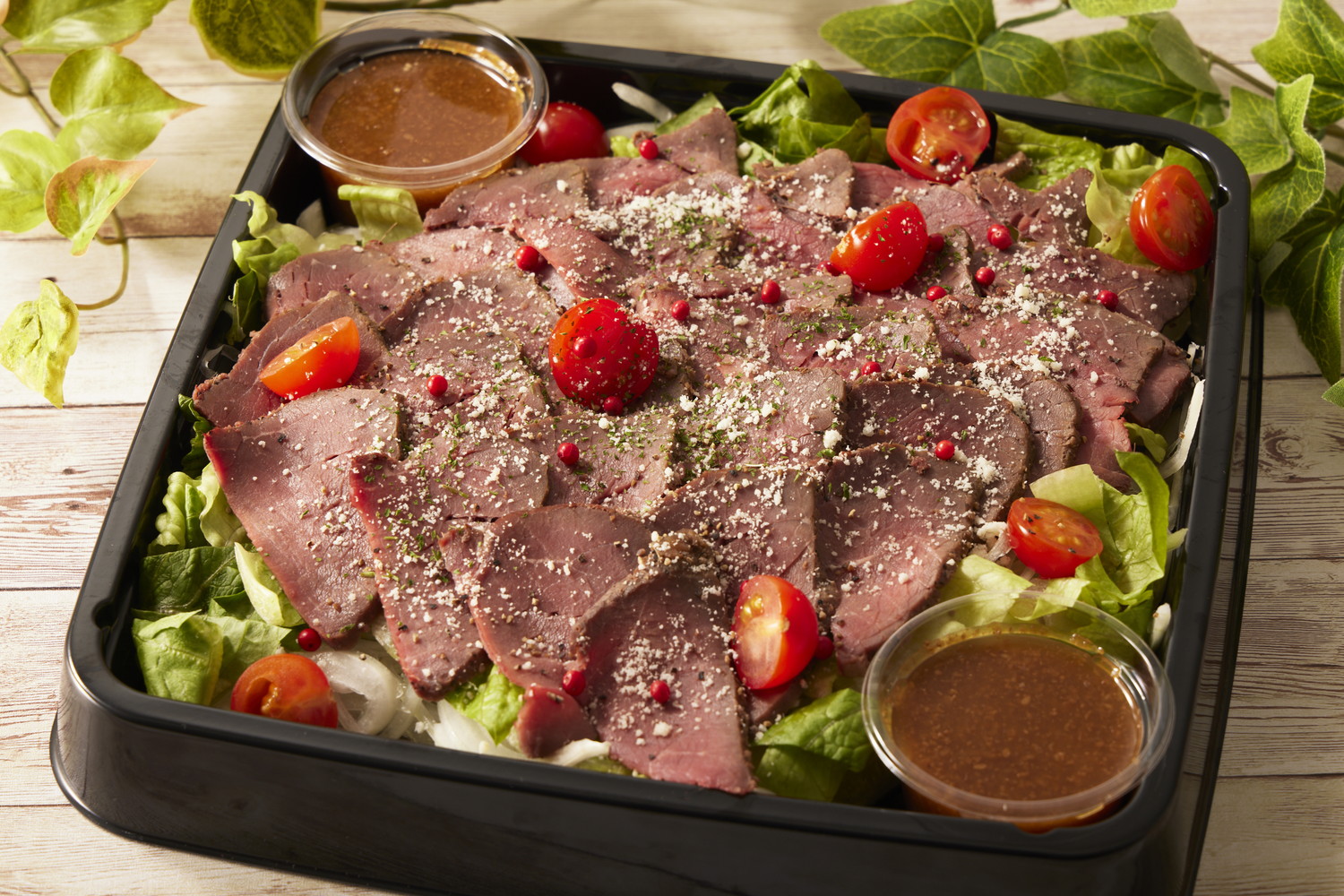 特製ローストビーフ　香味和風ドレッシングで
