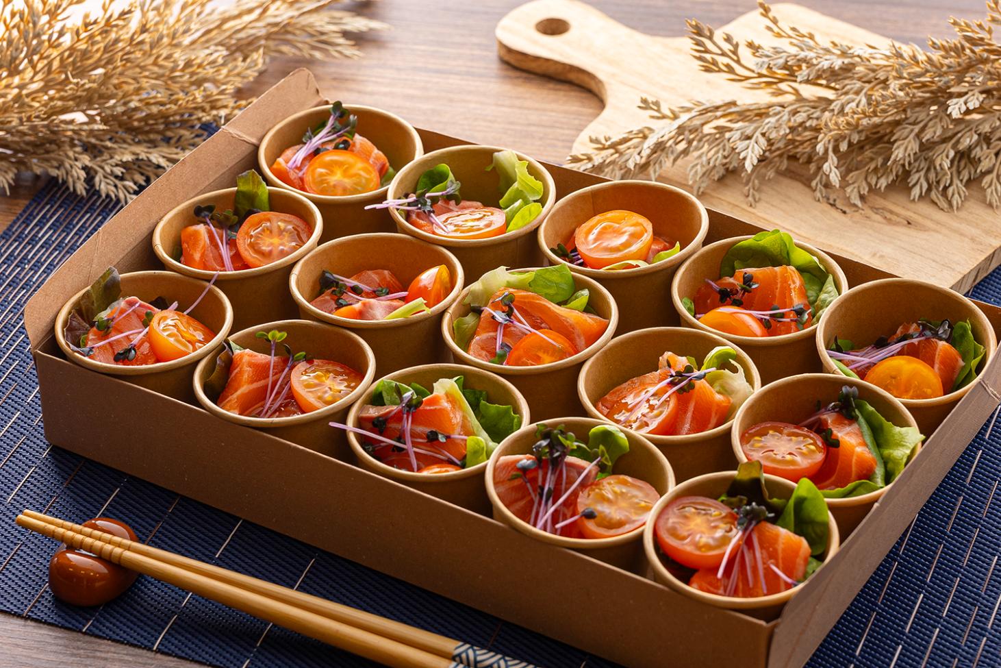 サーモンのカルパッチョ柚子胡椒ドレッシング