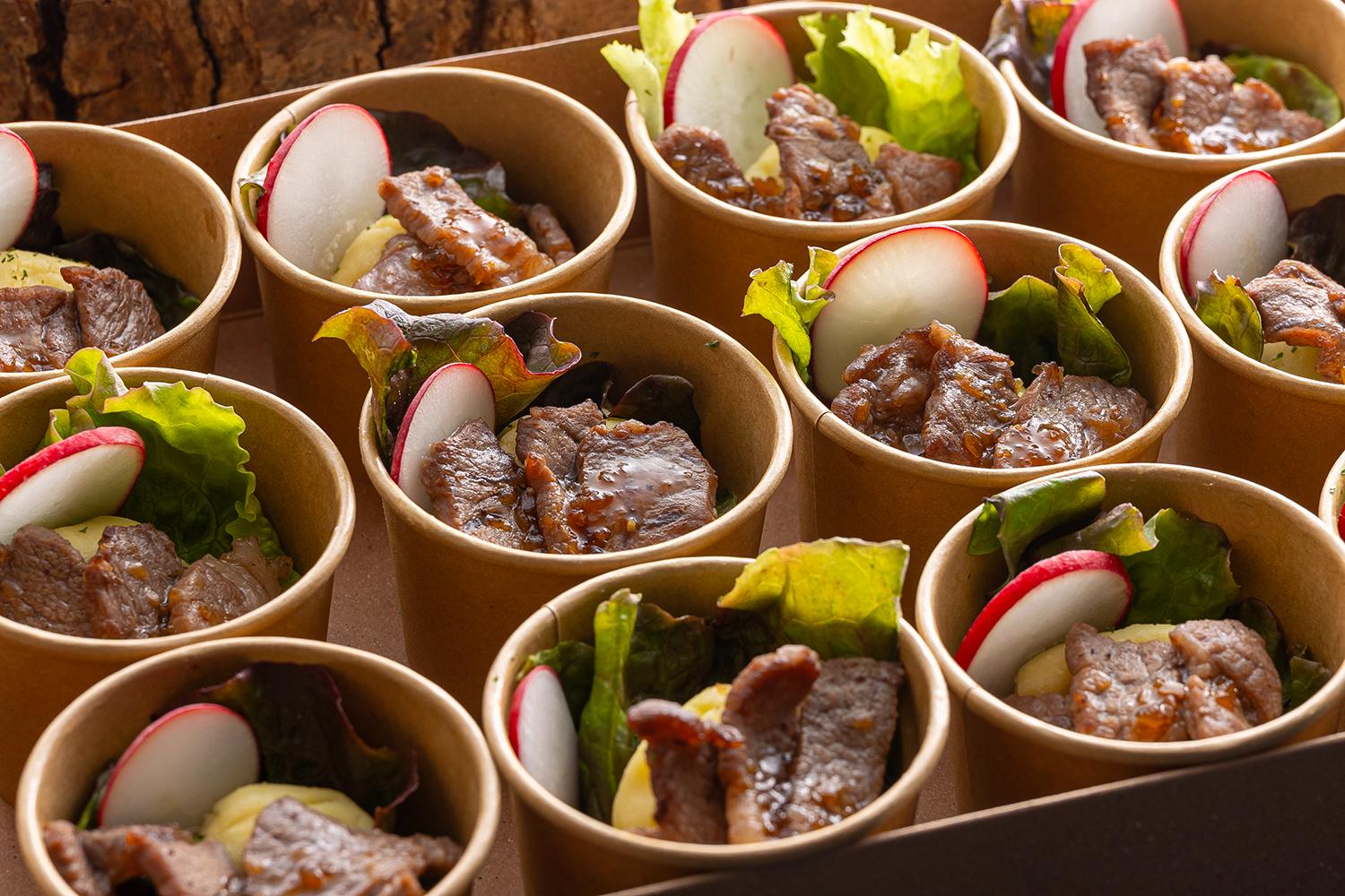 黒毛和牛カルビのマッシュポテト添え