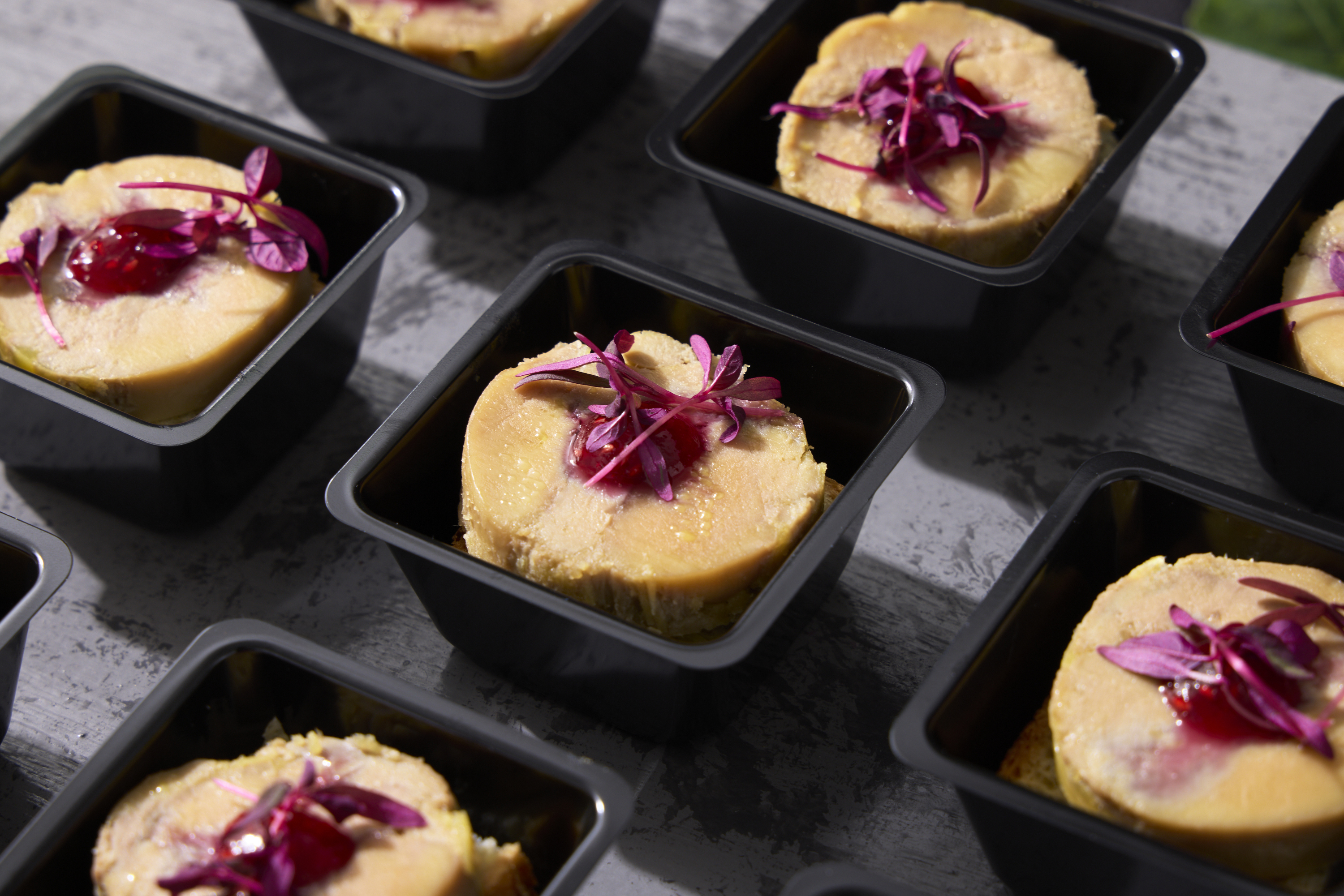 フォアグラ デニッシュパンペルデュ