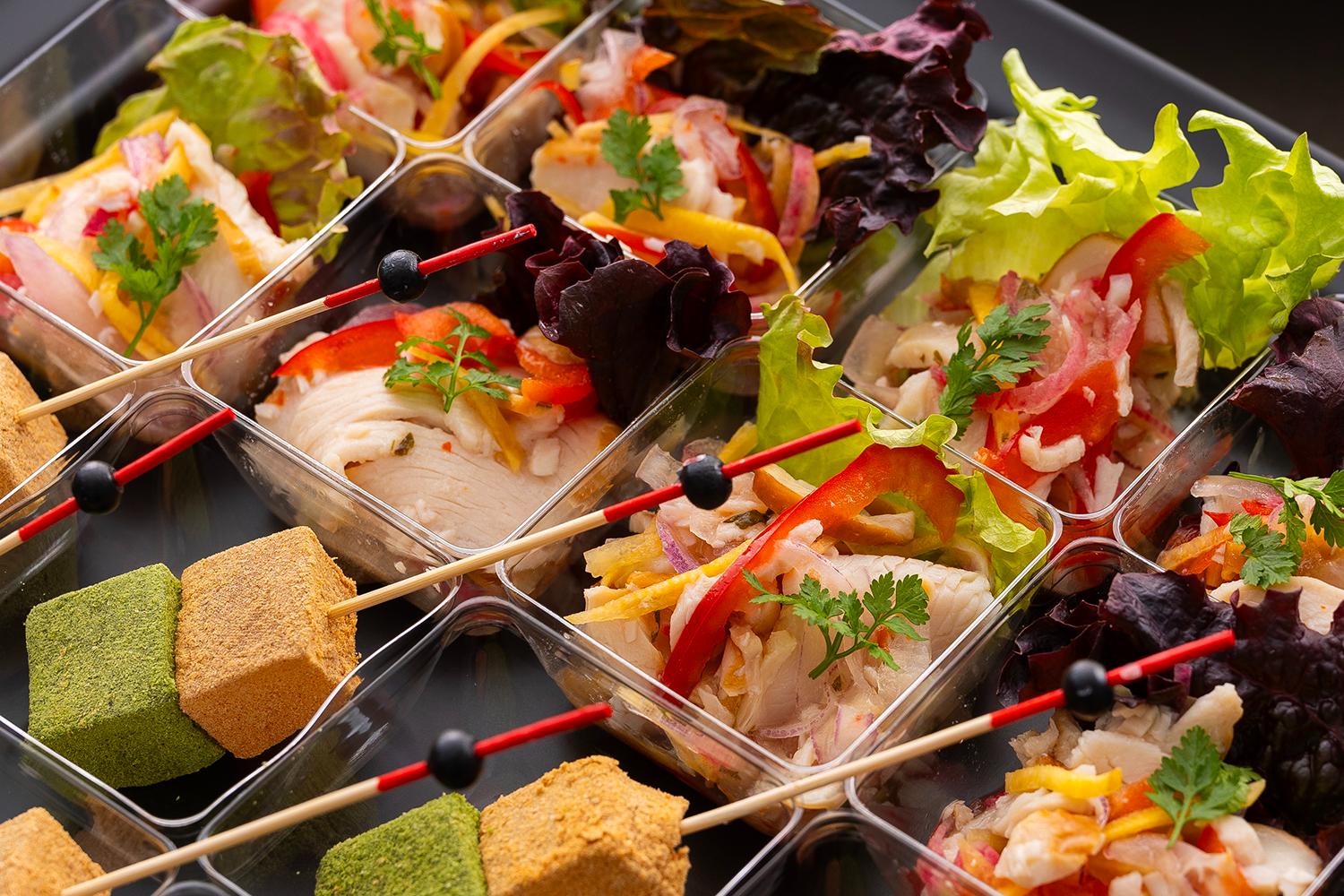 スモークチキンマリネ