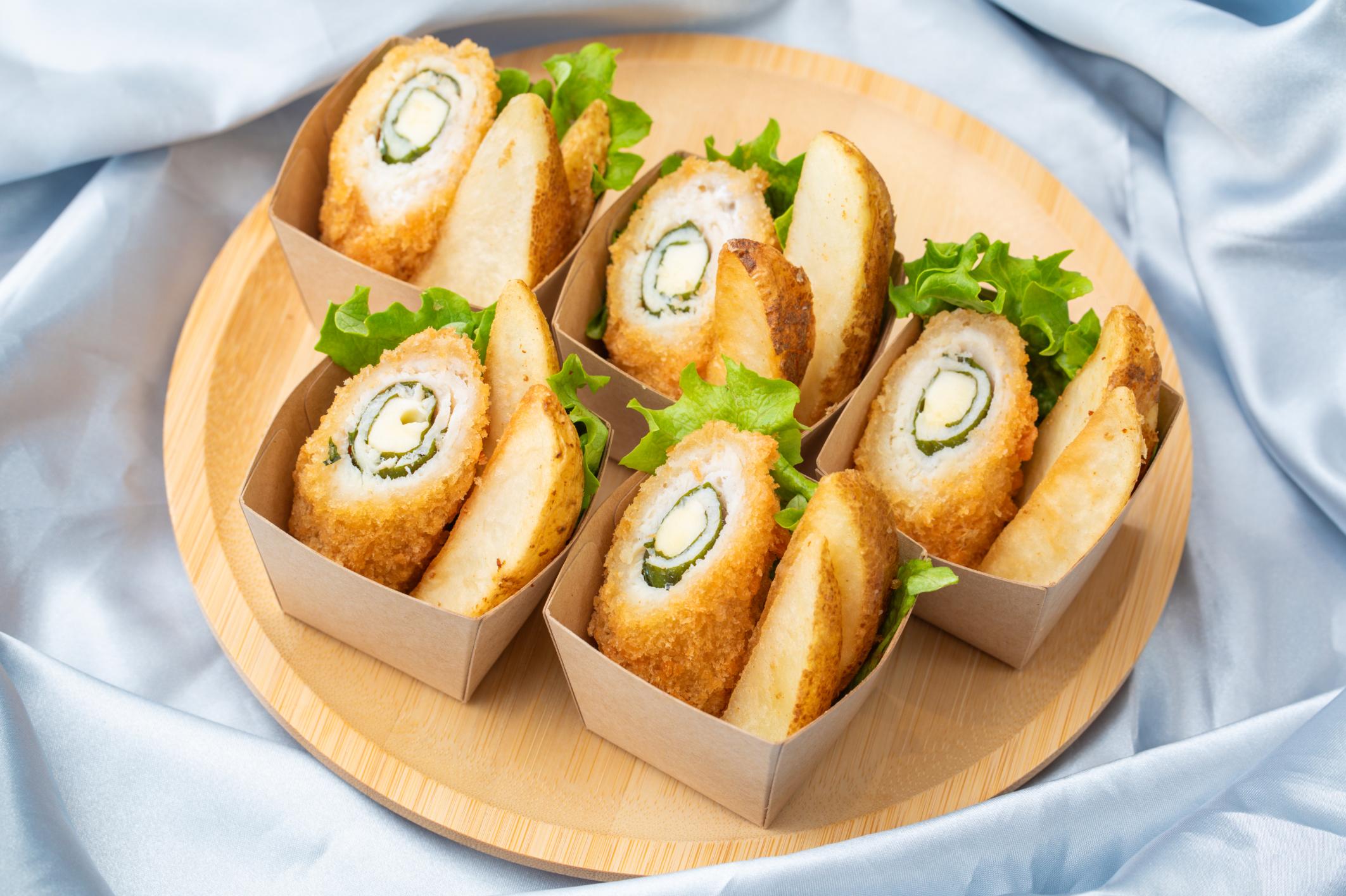 ミックスフライ(チキンチーズ巻き＆ポテト）