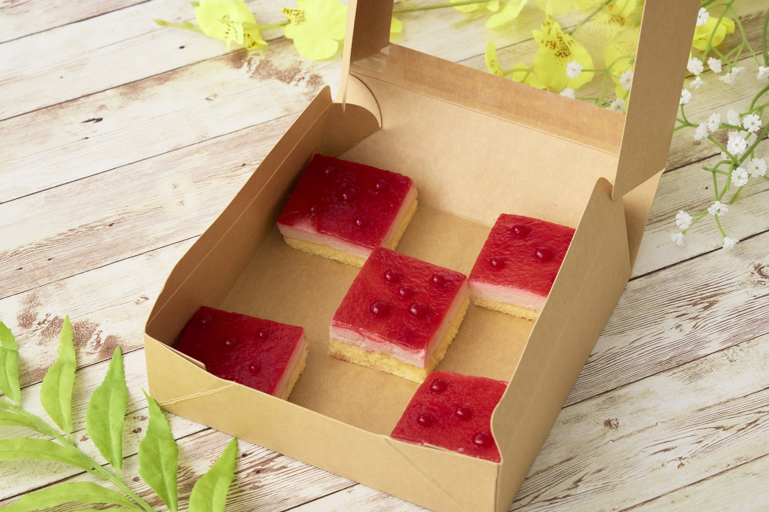 クラフトボックスでのお届けも可能です。