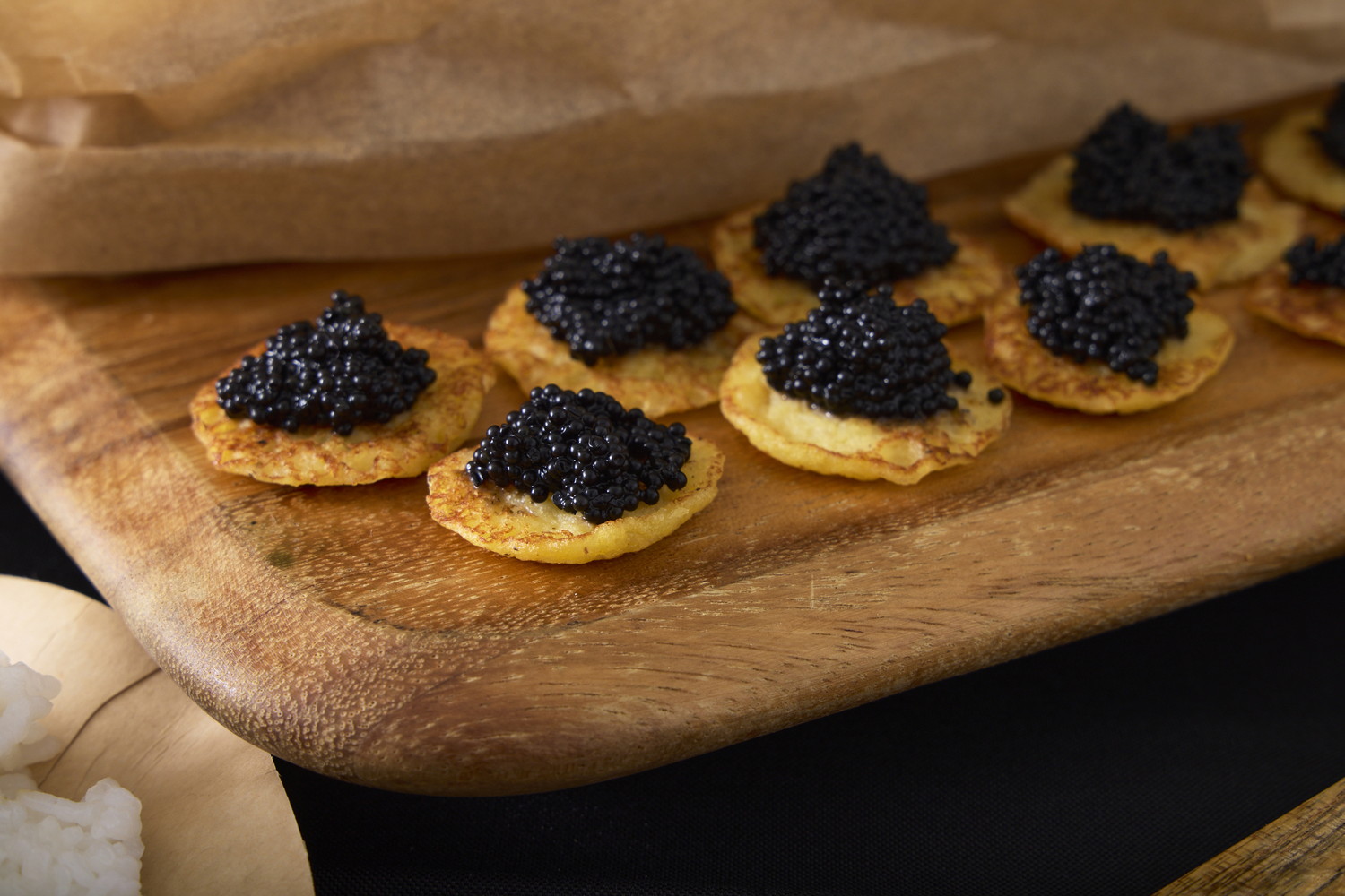 ジャガイモのパンケーキとキャビア