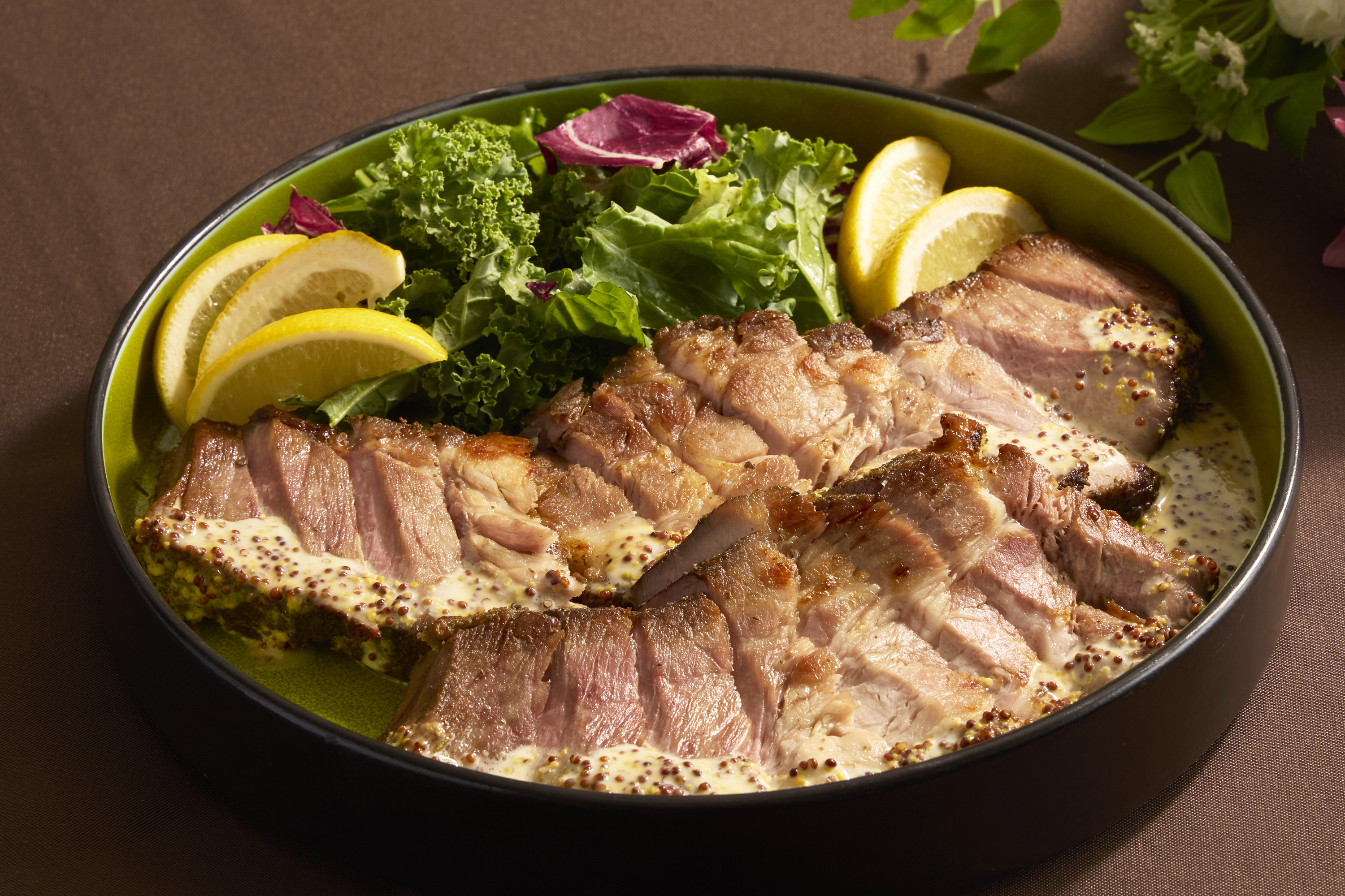 ⑩豚肩肉のロースト　ハニーマスタードソース
