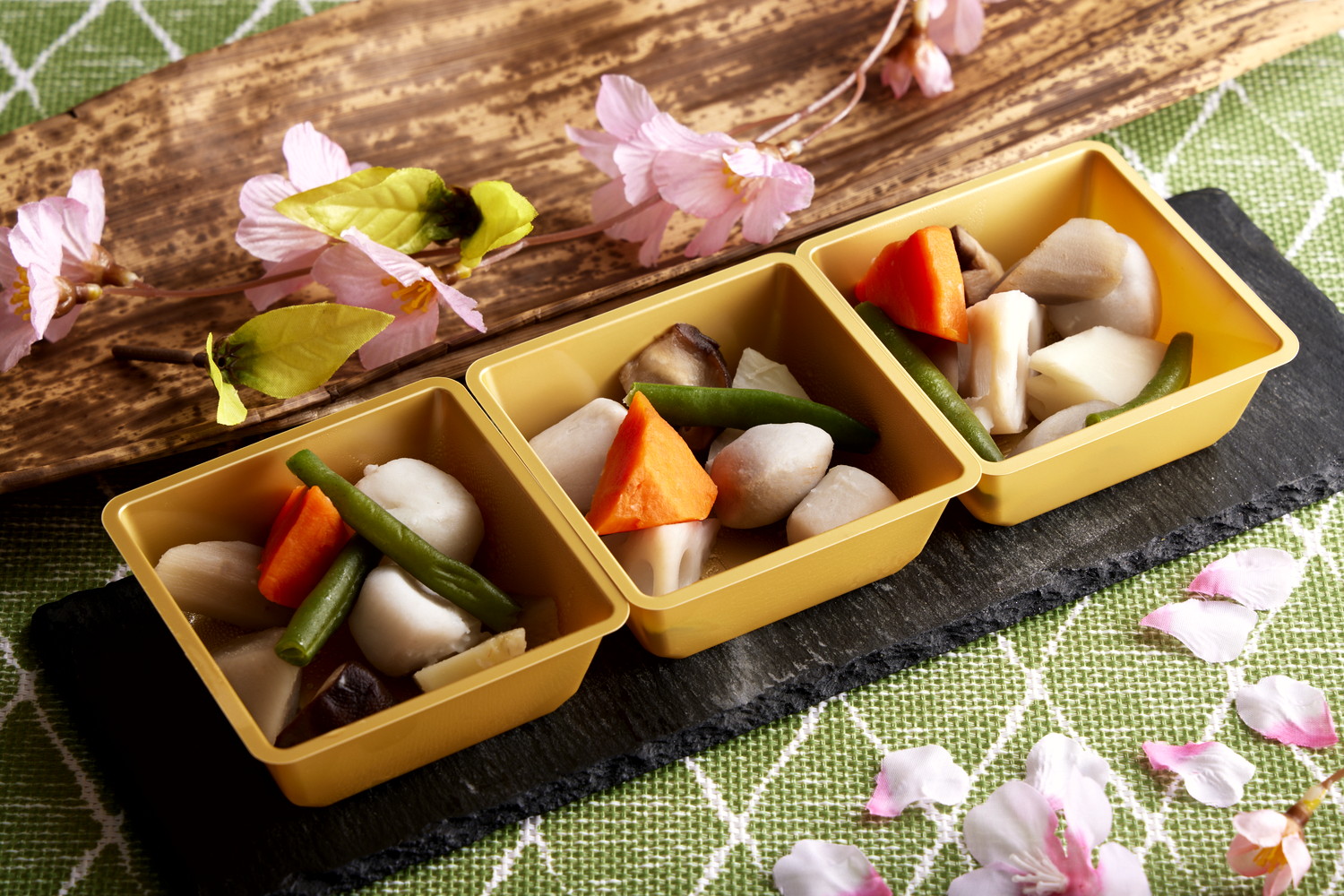 彩野菜の煮物