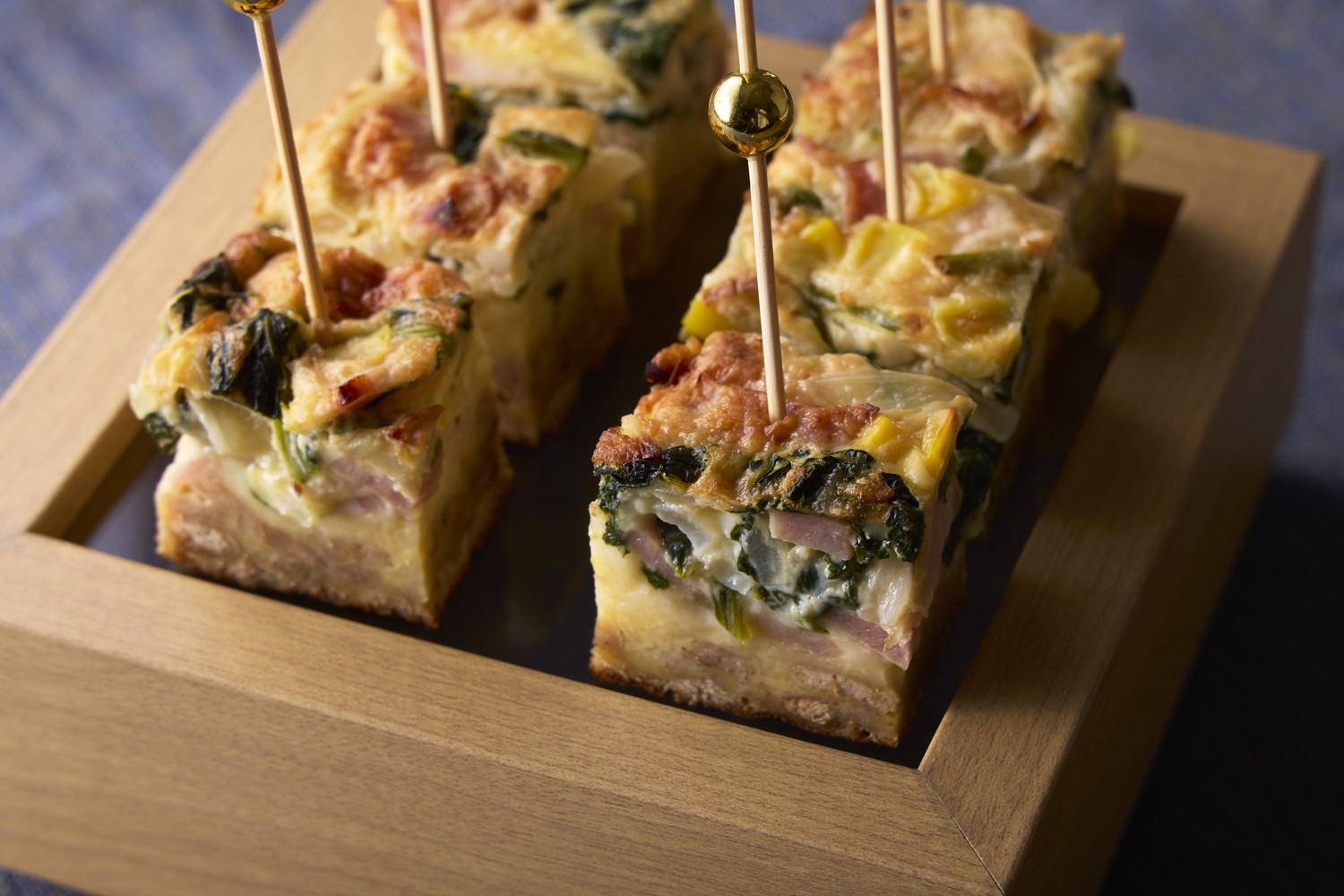 季節野菜とベーコンのキッシュ