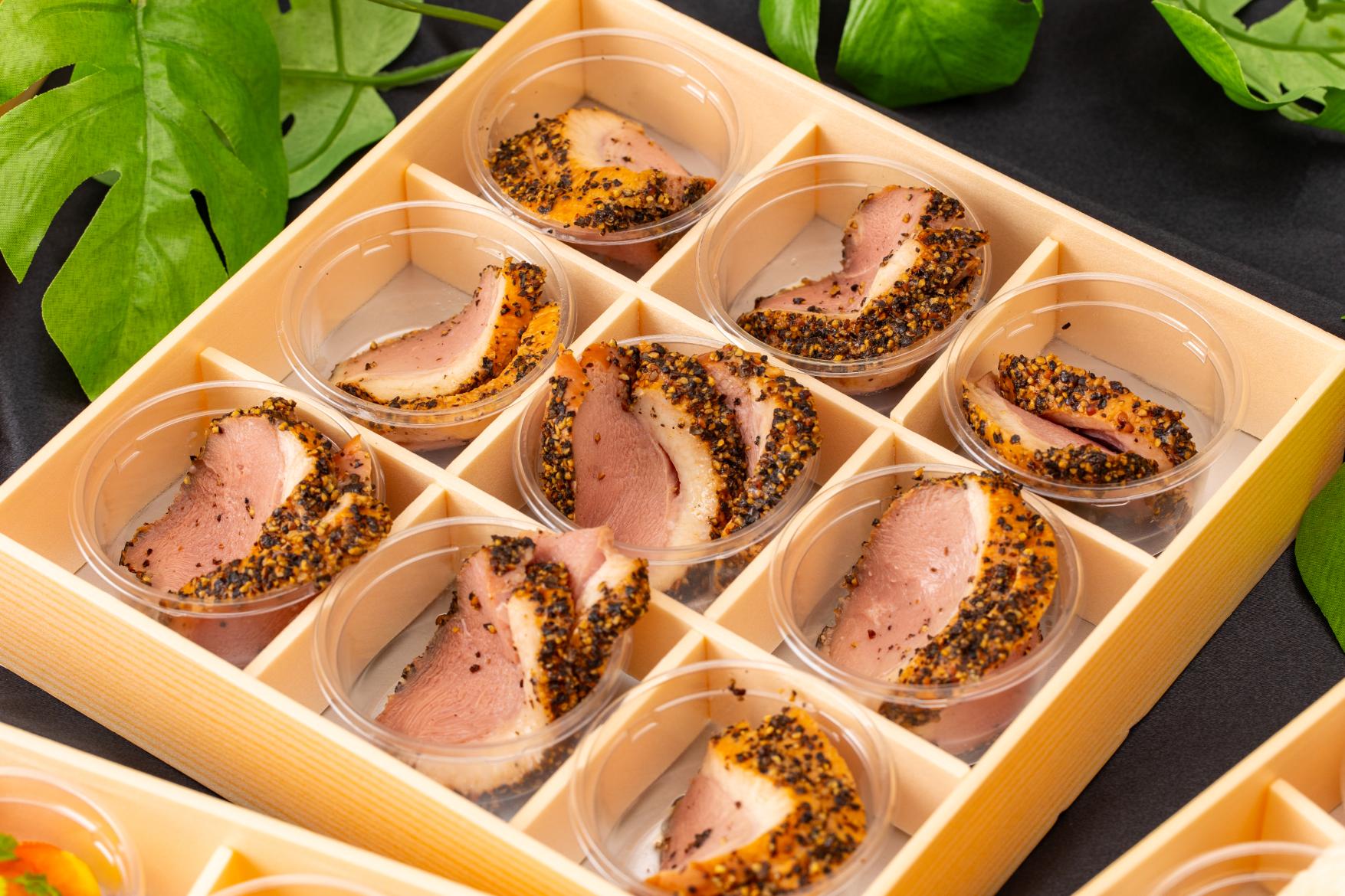 パストラミ鴨ロースト 〜荒挽き黒胡椒風味〜	