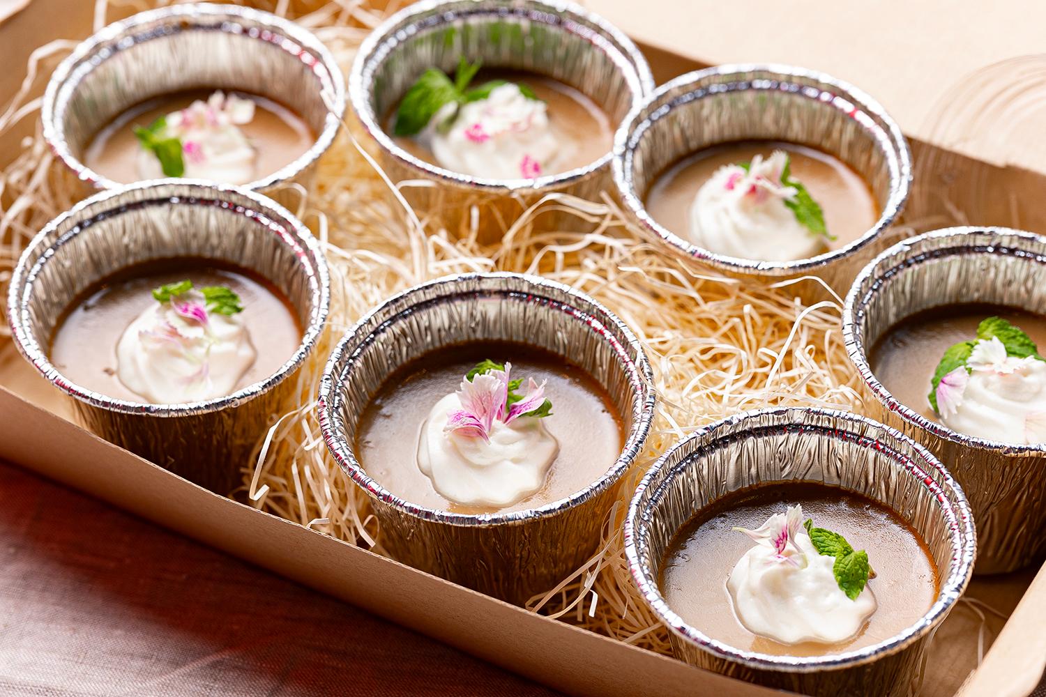 なめらか珈琲プリン（10人分ご注文の場合は10個付いてきます）