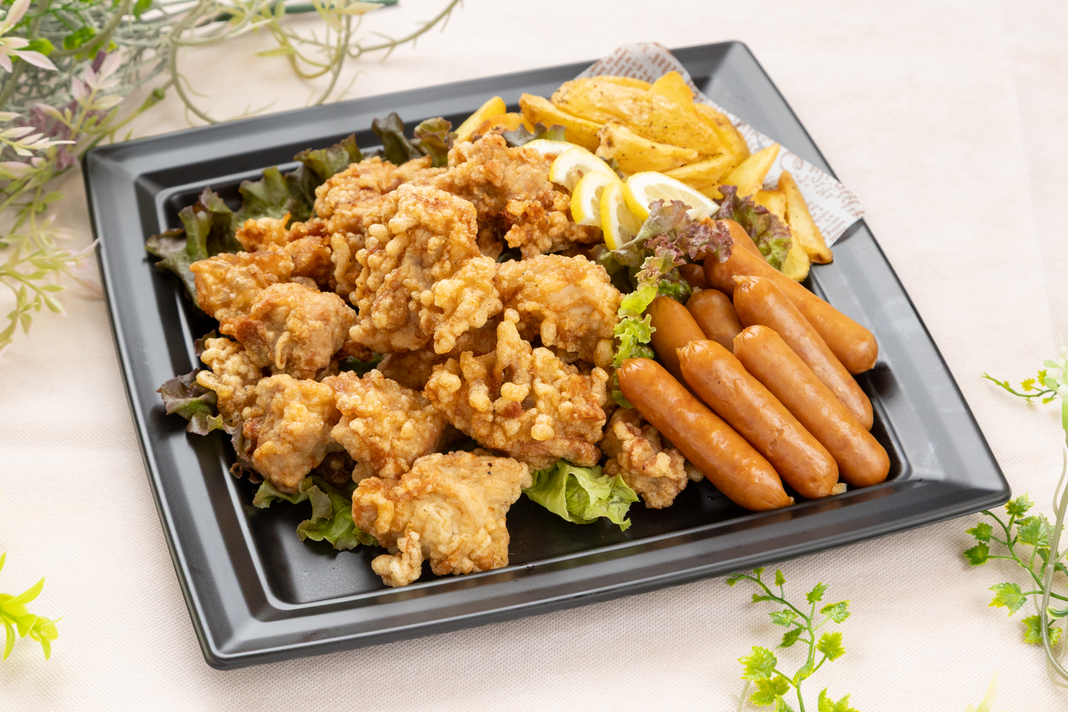 から揚げ＆フライドポテト＆ウインナー