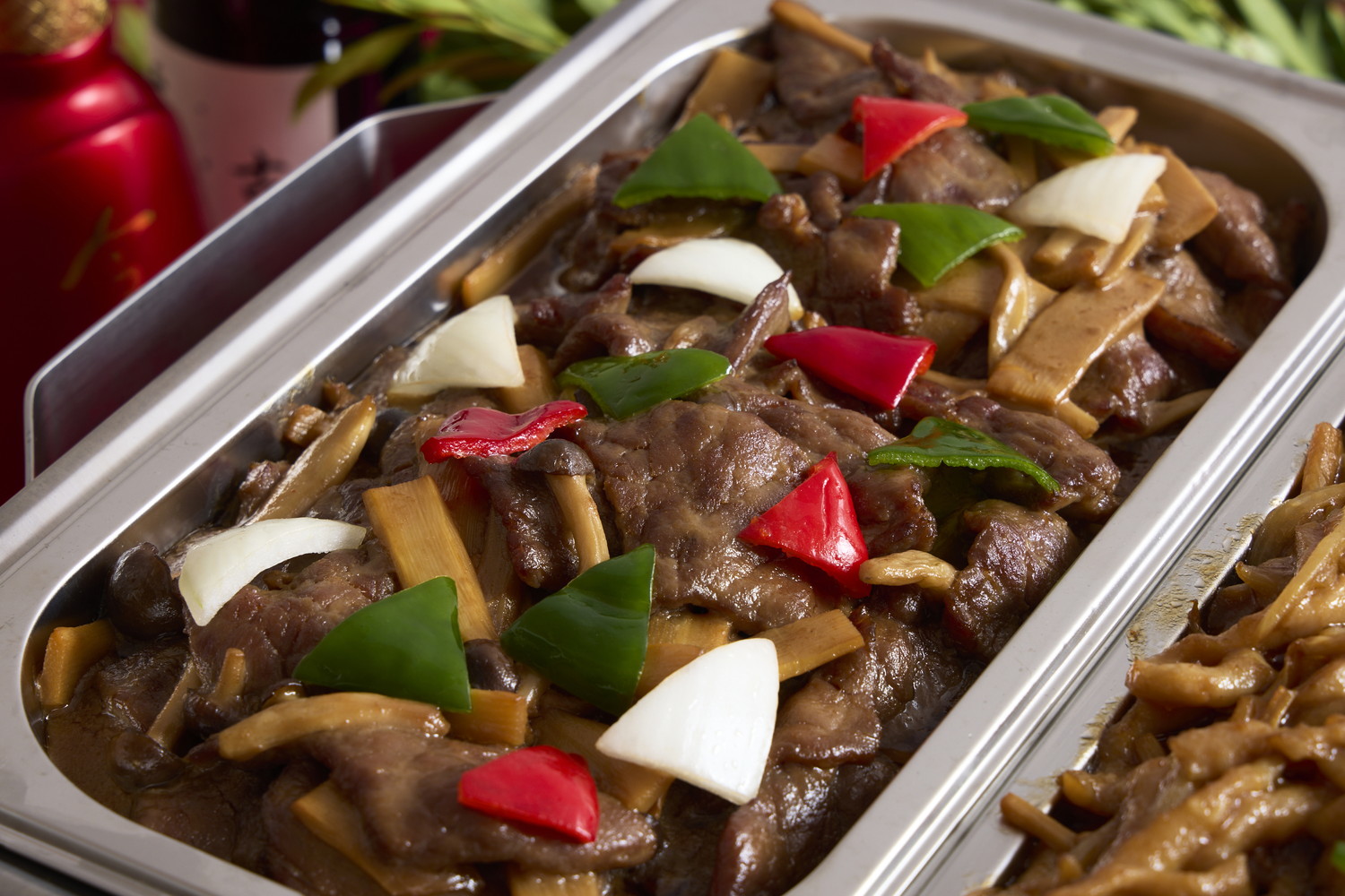 やわらか牛肉黒コショウ炒め