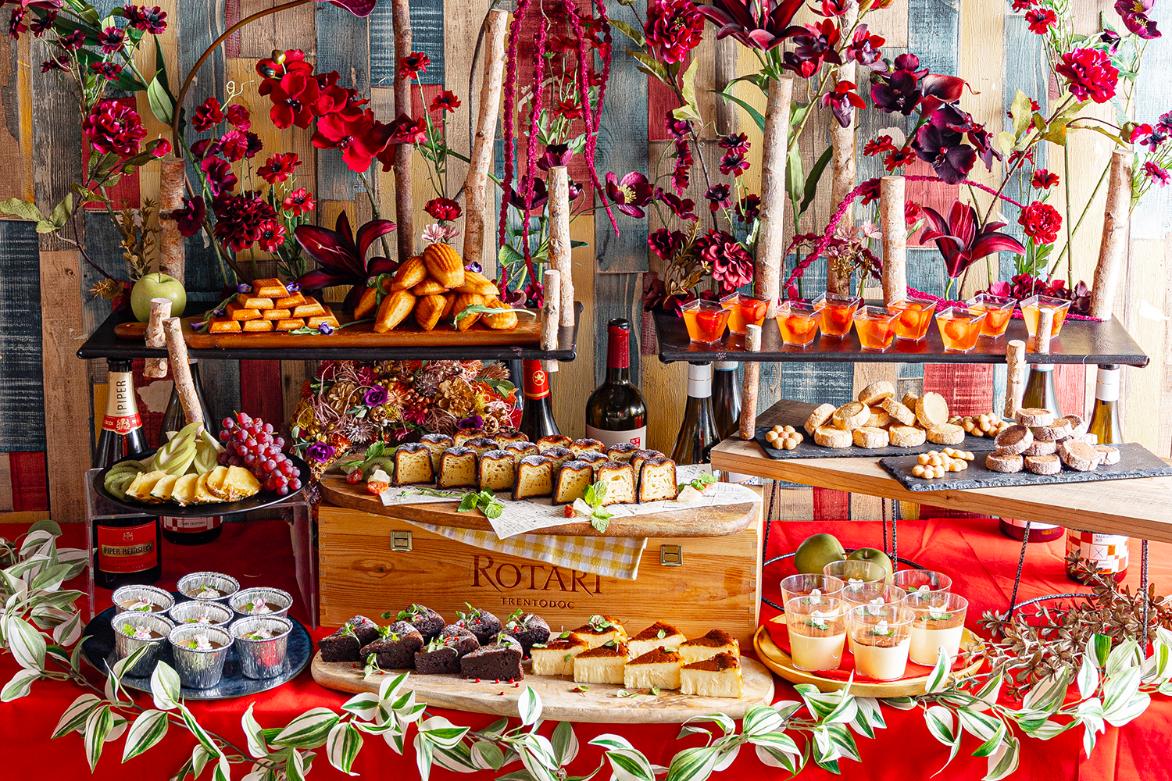 全体のイメージ写真です（9人分）