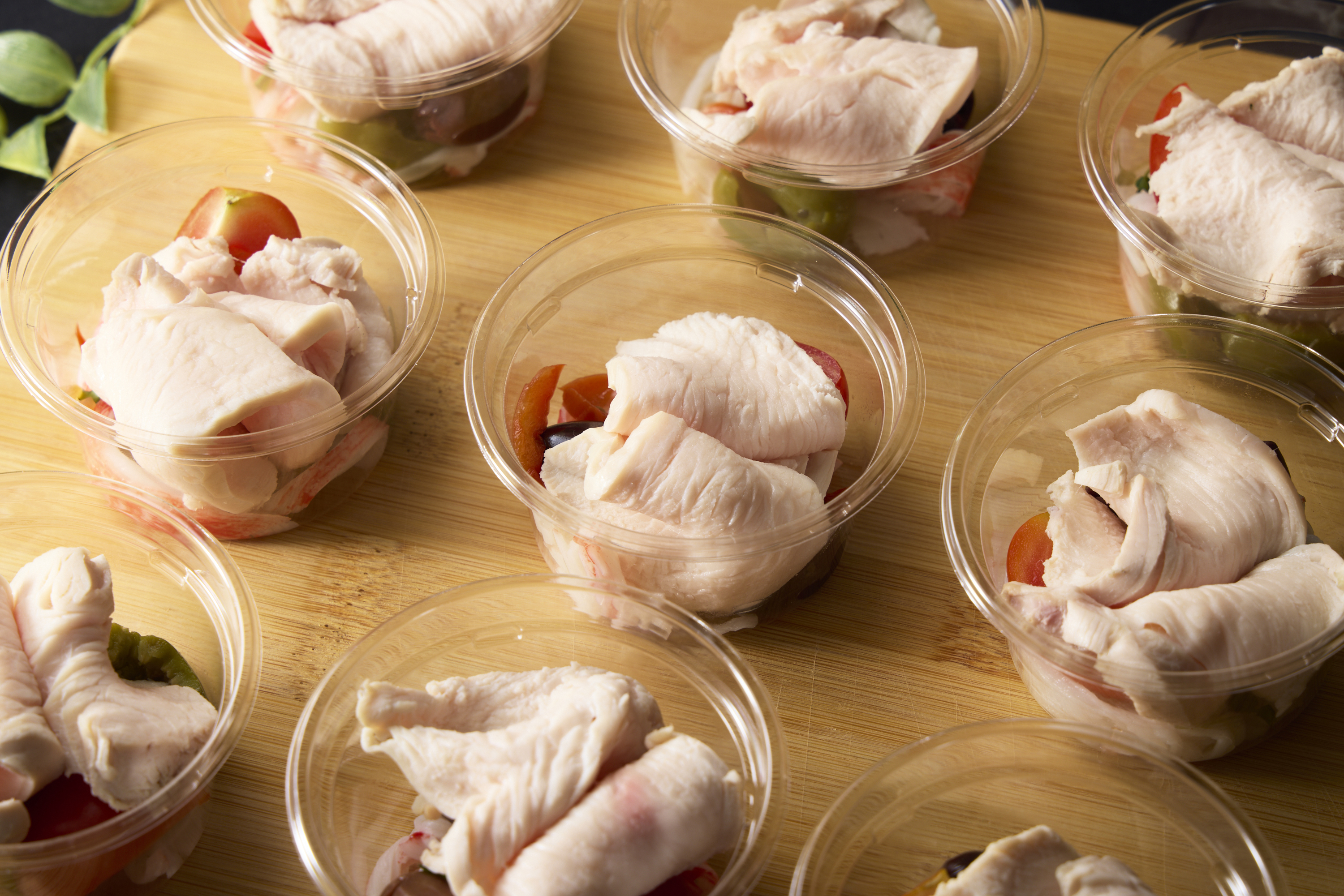 韓国風豚肉のサラダ(カップ)