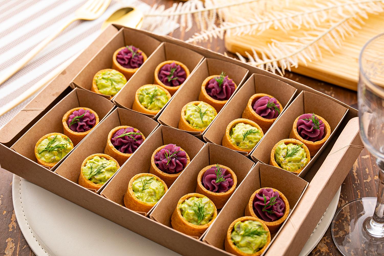 紅いも ＆ アボカドクリームのタルト