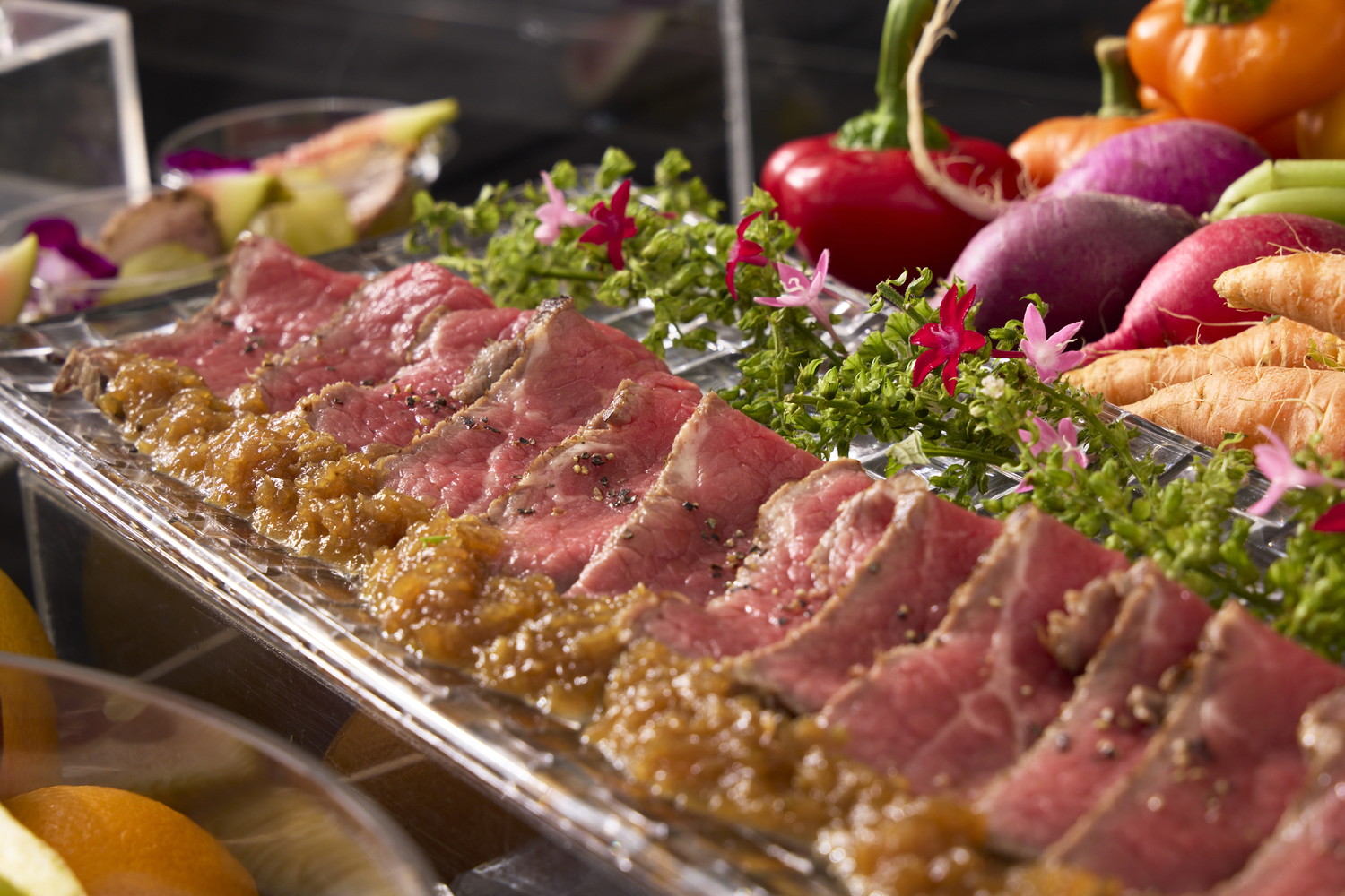 牛肉のカルパッチョ　グレイビーソース