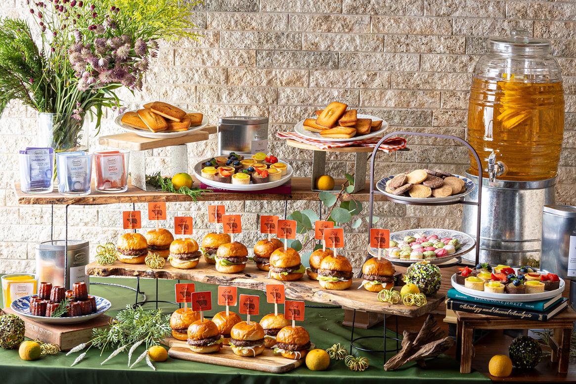 全体のイメージ写真です（16人分）