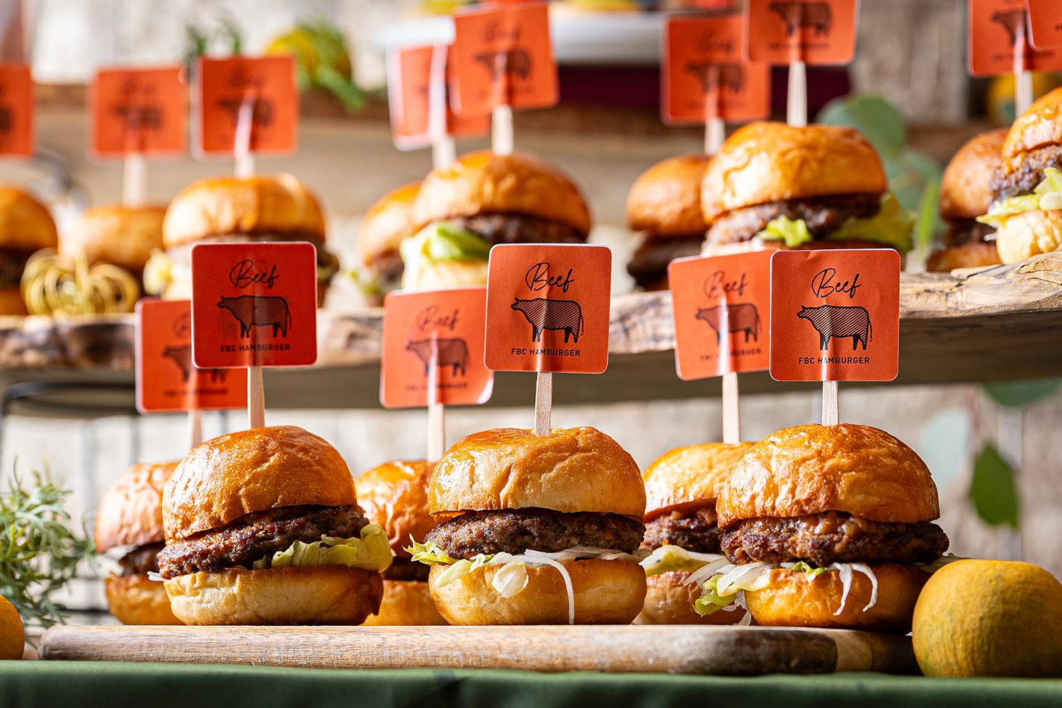 湯だねバンズのミニバーガー