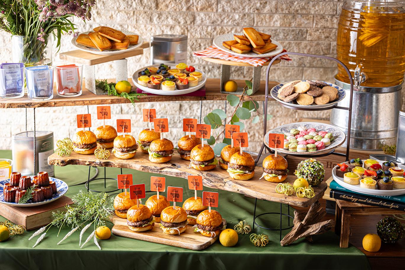 全体のイメージ写真です（16人分）