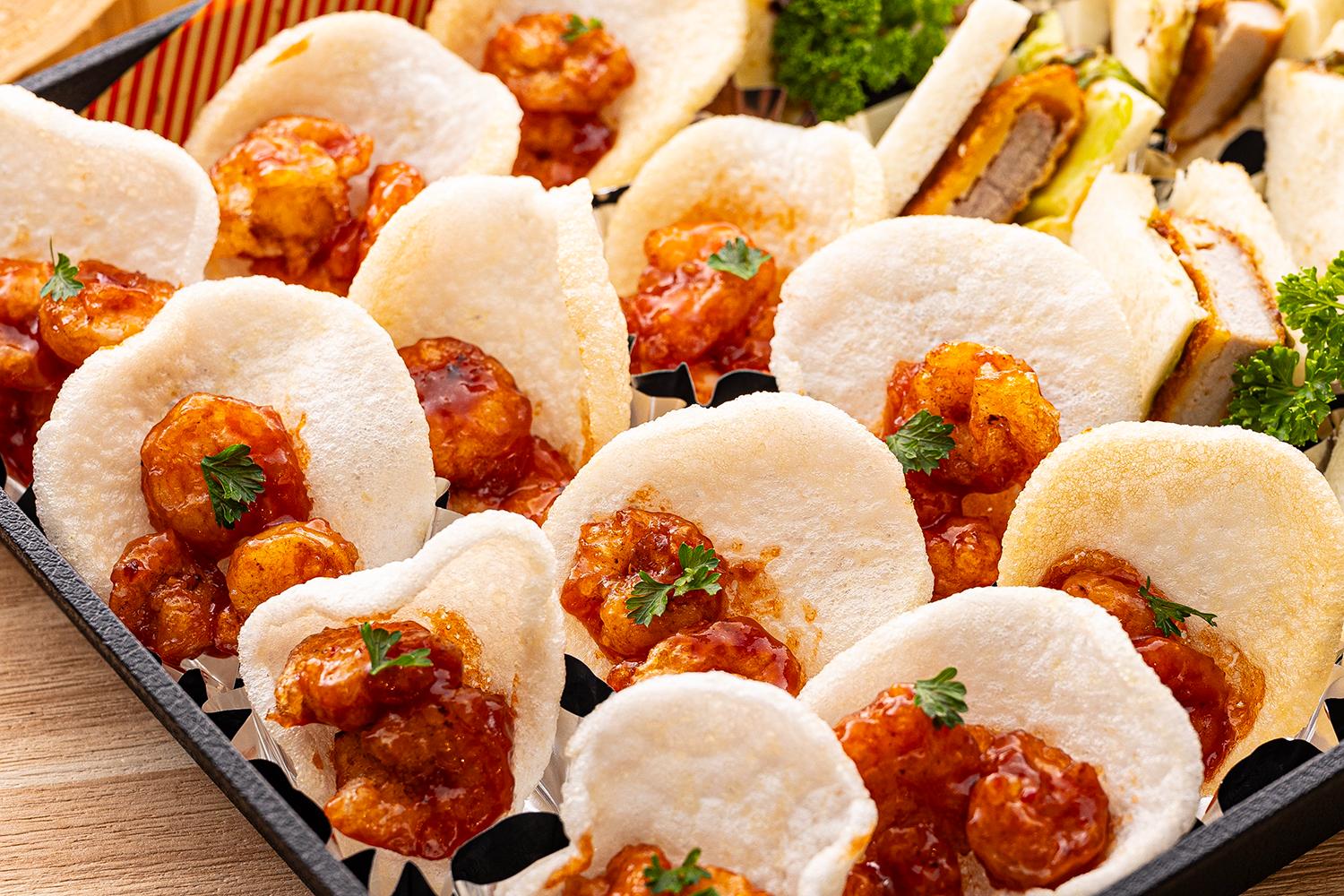 エビセン乗せの絶品エビチリ