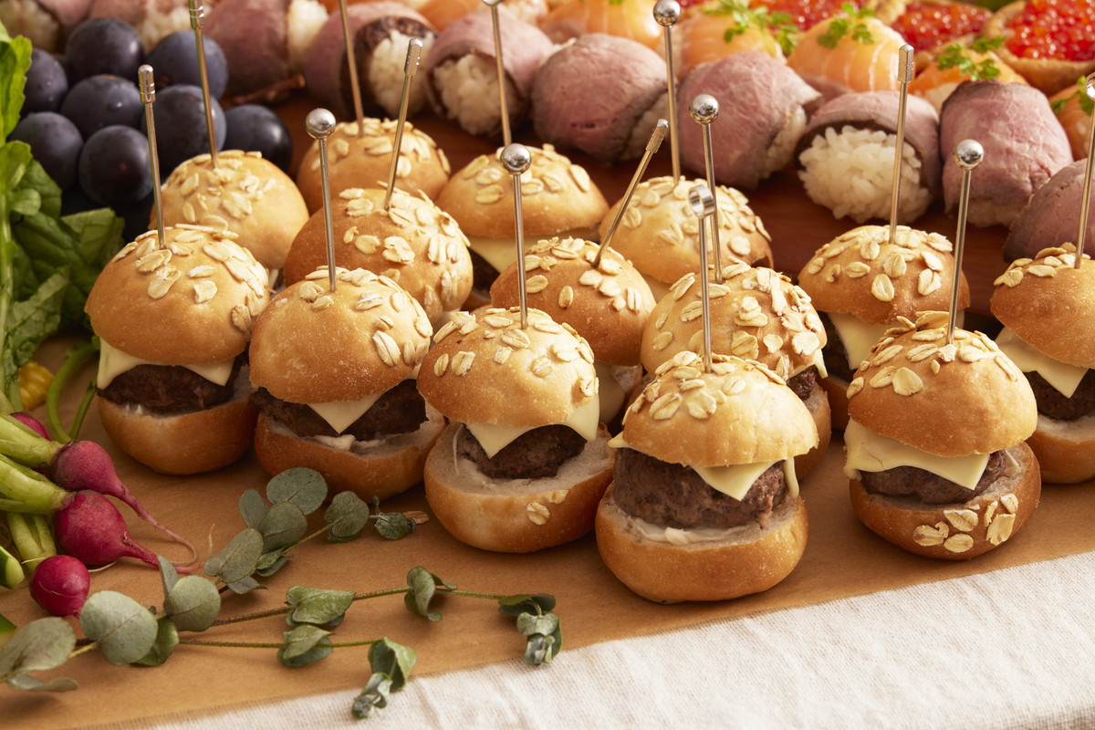 自家製パテとバンズのスライダー