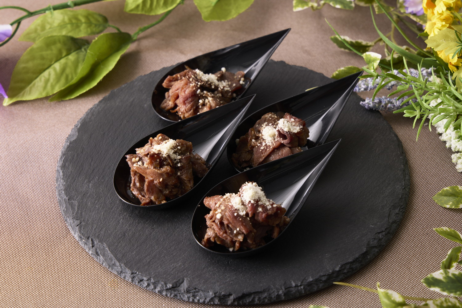 肉の旨みしっかりローストビーフ