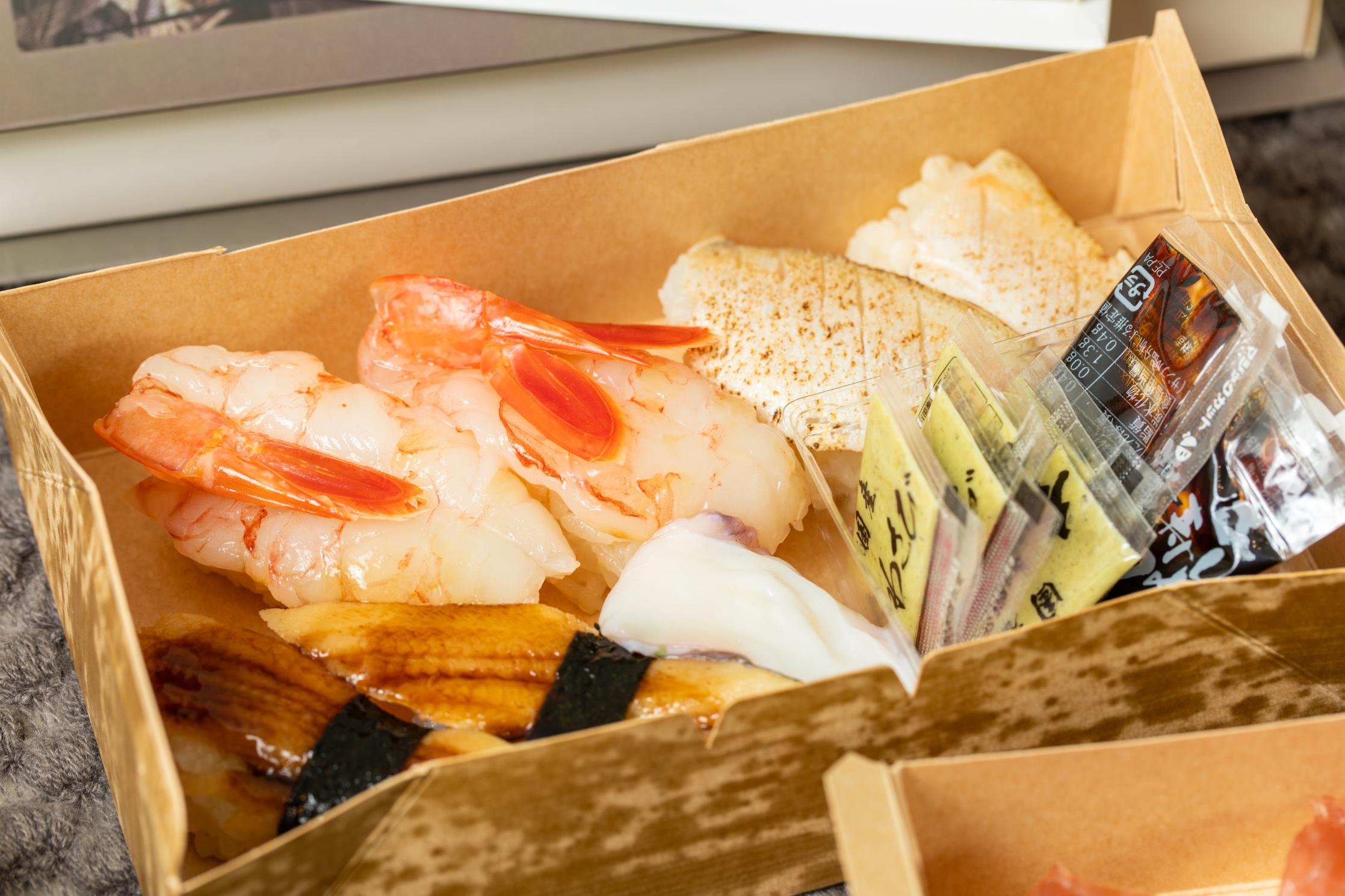 握り寿司3貫（おひとり3種類）