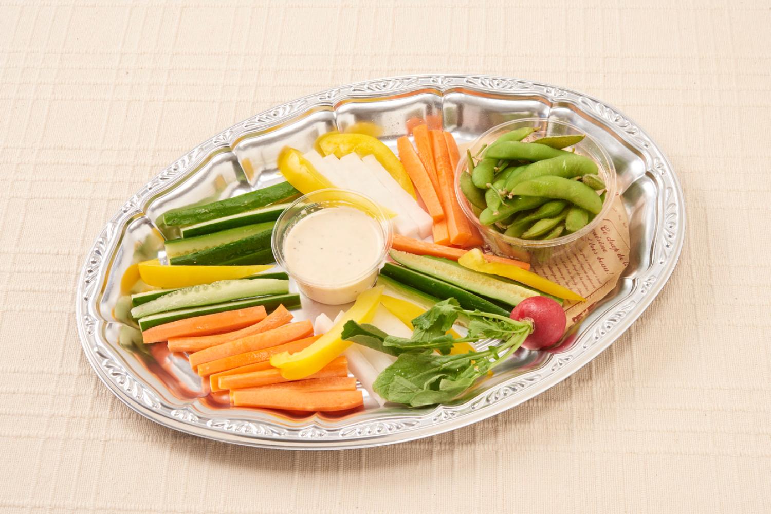 彩り野菜のスティック＆おつまみ一品