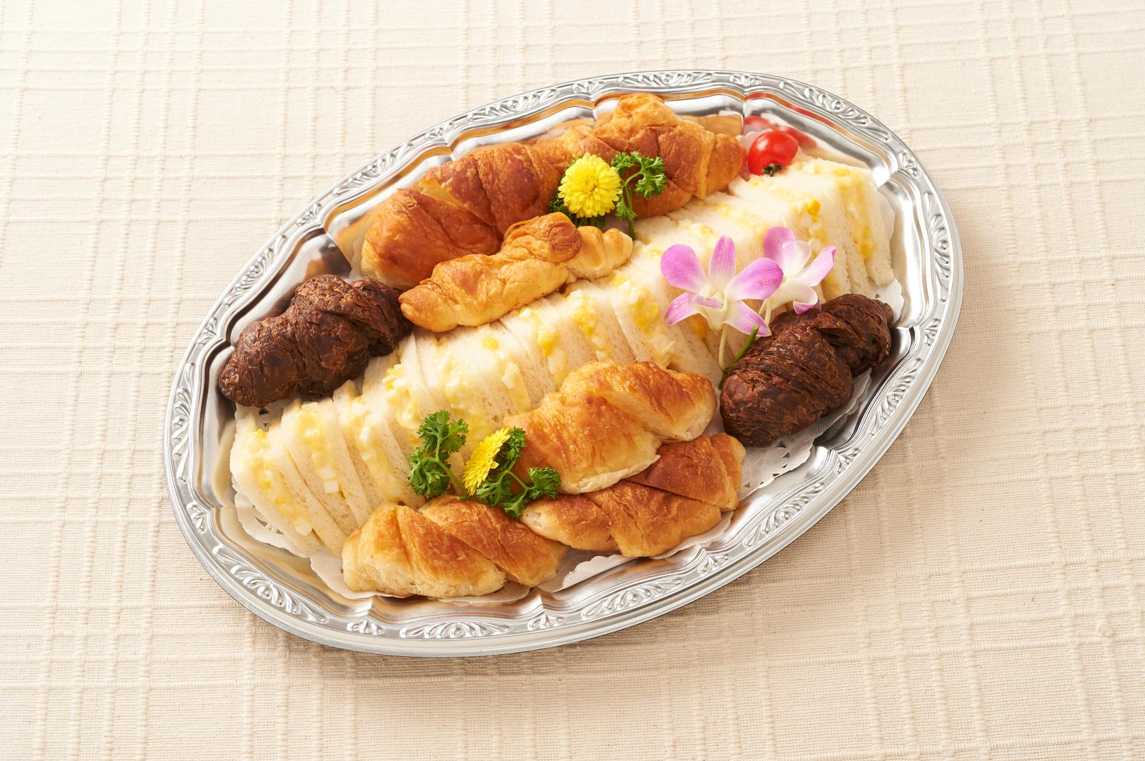 タマゴサンドイッチ＆クロワッサン