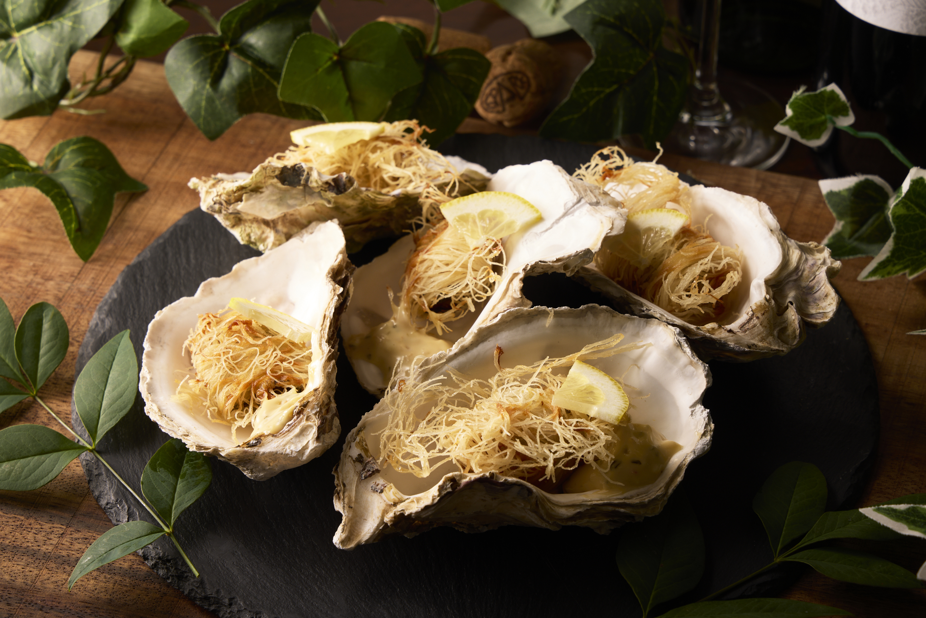 広島県産の大牡蠣フリット～レモンタルタルソース～